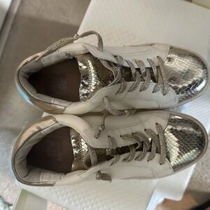 Dolce Vita Leather Casual Sneakers Lace-up with Gold Accent Size‎ 7.5